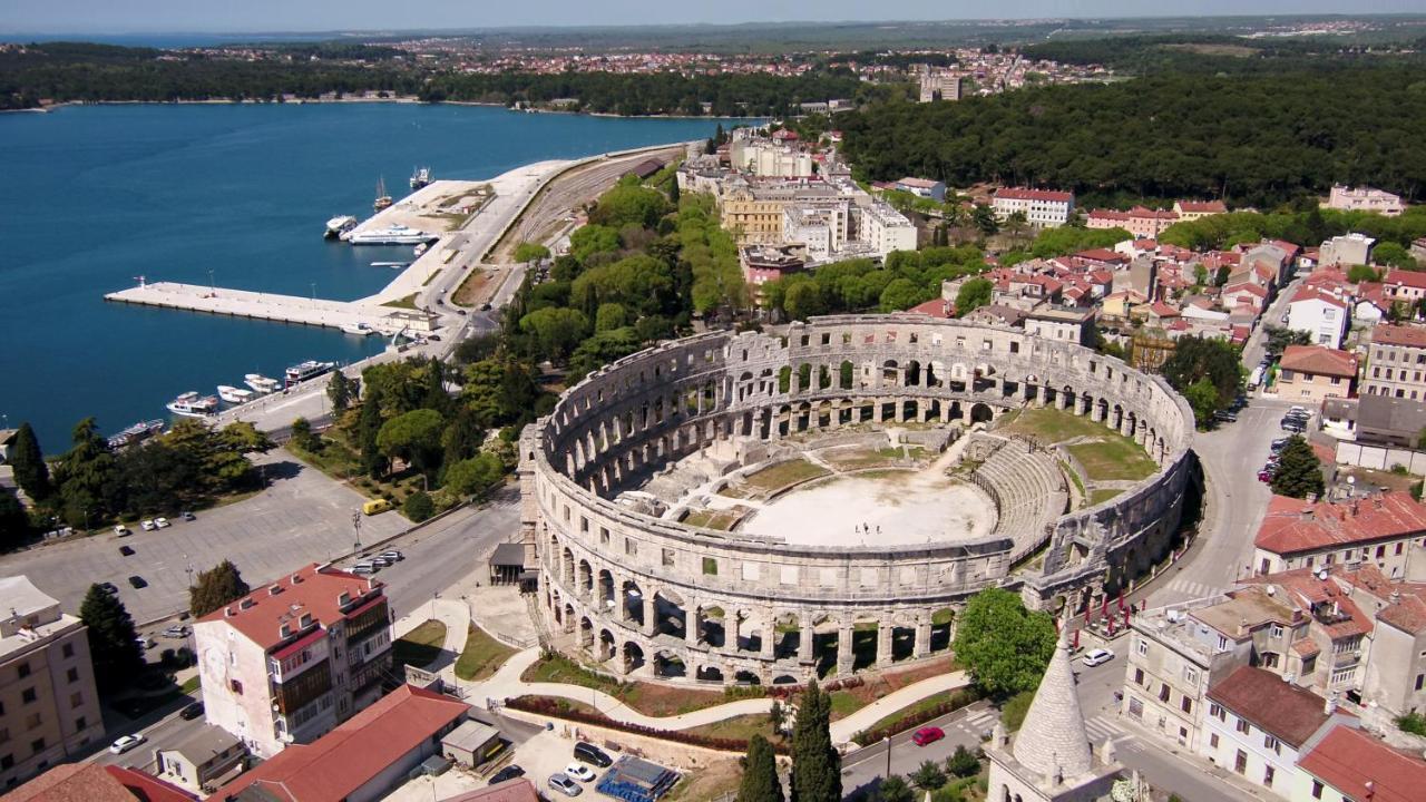 Апартаменты Kalea Pula Center Экстерьер фото